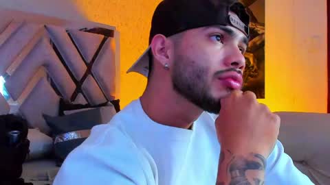 Snapshot of vincentblack_ chatting on 03.28.26 Vincent online show from 03.28.26