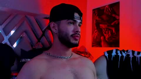 Snapshot of vincentblack_ chatting on 04.13.26 Vincent online show from 04.13.26