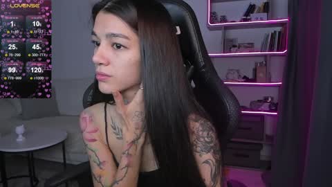 vinkitinkii online show from 12.25.24