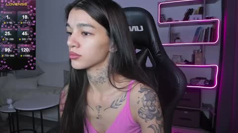 vinkitinkii online show from 12.31.24