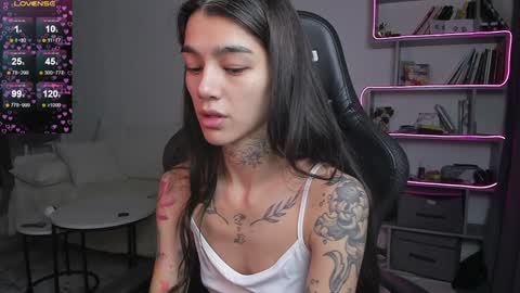 vinkitinkii online show from 01.30.25