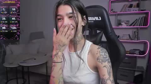 vinkitinkii online show from 02.18.25