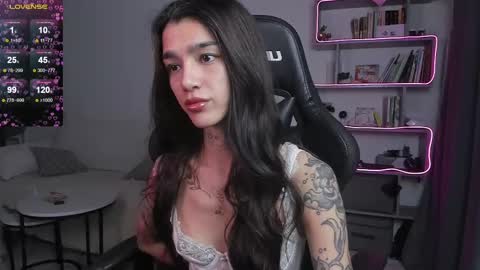 vinkitinkii online show from 03.04.25