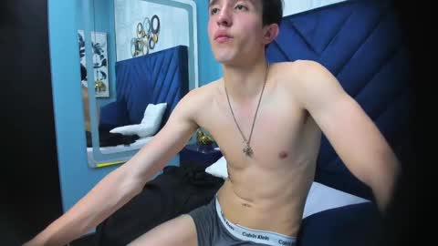 Snapshot of vinniematte chatting on 02.07.25 vinniematte online show from 02.07.25