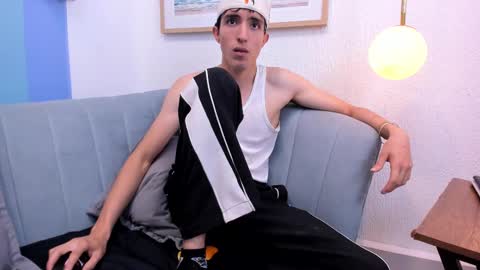 Snapshot of vinniematte chatting on 02.16.25 vinniematte online show from 02.16.25