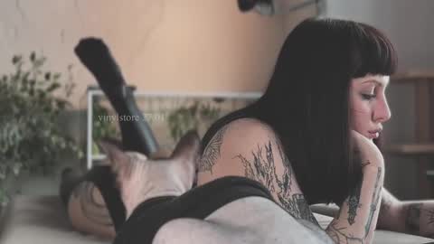 Diva Silvia online show from 01.27.25