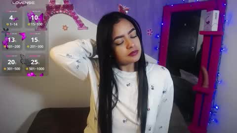 Daniela online show from 01.11.26