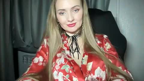 Snapshot of viola_1 chatting on 02.09.25 Funny girl online show from 02.09.25