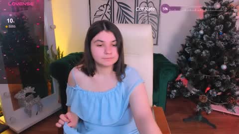 Snapshot of viola__shy chatting on 01.10.25 Viola online show from 01.10.25