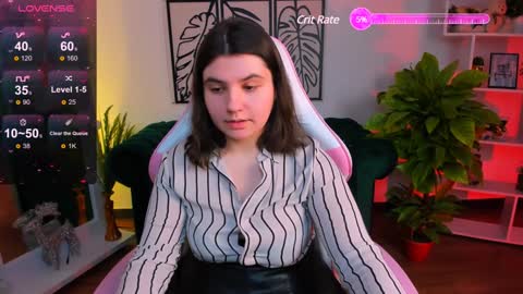 Snapshot of viola__shy chatting on 01.22.25 Viola online show from 01.22.25