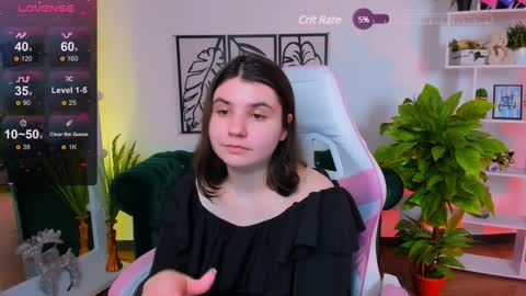 Snapshot of viola__shy chatting on 01.29.25 Viola online show from 01.29.25