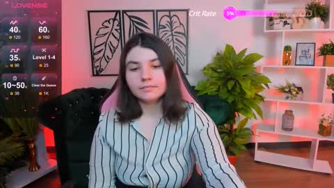 Snapshot of viola__shy chatting on 02.18.25 Viola online show from 02.18.25