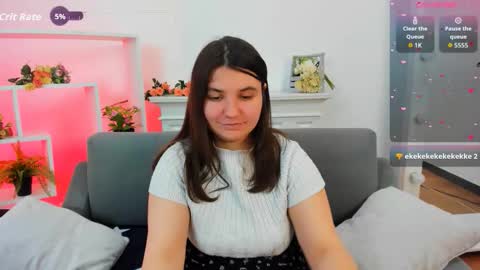 Snapshot of viola__shy chatting on 09.15.25 Viola online show from 09.15.25