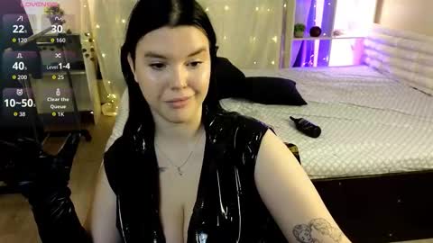 Viola Bunny online show from 09.10.25
