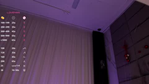 Snapshot of viola_wilson chatting on 01.10.25 Viola online show from 01.10.25