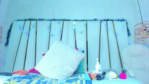 violeet_gray online show from 12.05.25