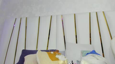 violeet_gray online show from 02.02.26