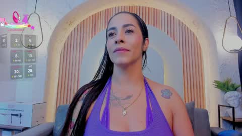 Violette online show from 04.09.26