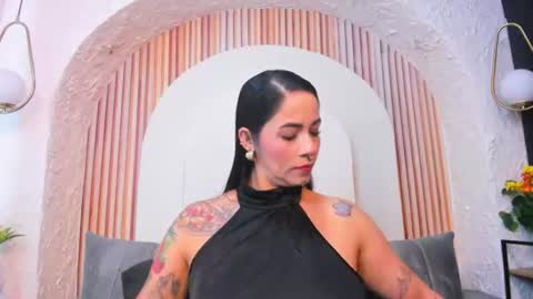 Snapshot of violeet_scottt chatting on 06.11.26 Violette online show from 06.11.26