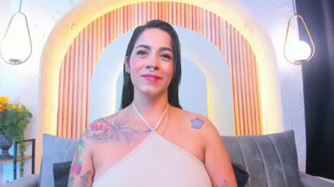Snapshot of violeet_scottt chatting on 06.15.26 Violette online show from 06.15.26