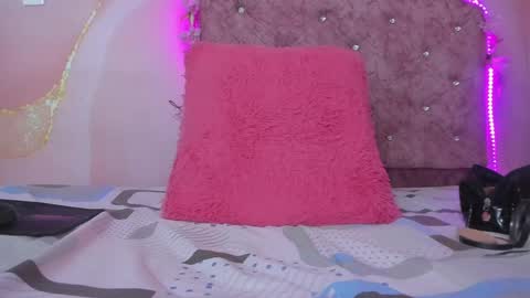 violet__taylor_ online show from 03.28.26