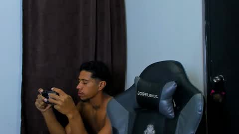 Violet and Myers online show from 03.21.26