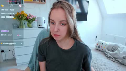 Violet online show from 03.30.26