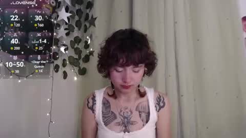Snapshot of violet_bluee chatting on 07.08.26 Violet online show from 07.08.26