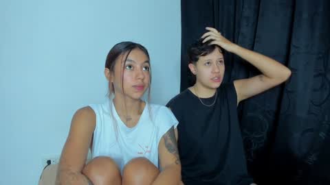 Snapshot of violet_casper_ chatting on 01.09.25 Violet and Casper online show from 01.09.25