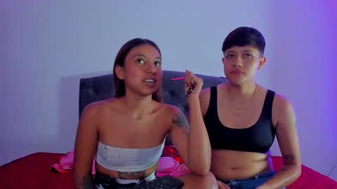 Snapshot of violet_casper_ chatting on 03.11.25 Violet and Casper online show from 03.11.25