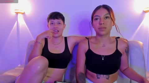 Snapshot of violet_casper_ chatting on 09.20.25 Violet and Casper online show from 09.20.25