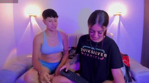Snapshot of violet_casper_ chatting on 09.30.25 Violet and Casper online show from 09.30.25