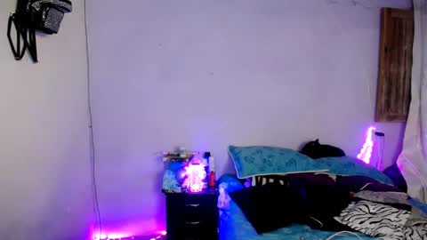 Snapshot of violet_hyuga chatting on 02.07.25 violet_hyuga online show from 02.07.25