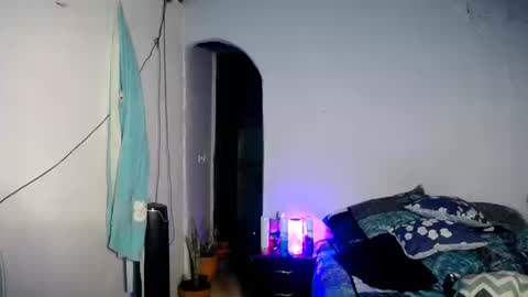 Snapshot of violet_hyuga chatting on 09.20.25 violet_hyuga online show from 09.20.25