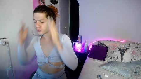 Snapshot of violet_hyuga chatting on 02.13.26 violet_hyuga online show from 02.13.26