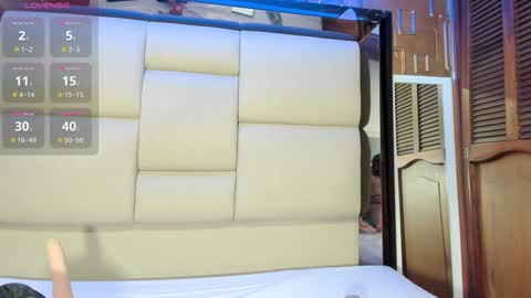 violet_milleer online show from 10.03.25