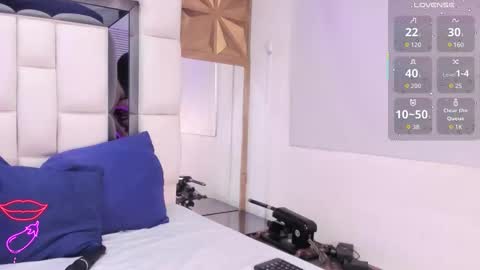 Snapshot of violet_milleer chatting on 02.18.26 violet_milleer online show from 02.18.26