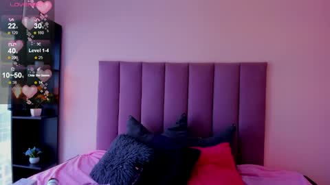 violet online show from 04.01.26