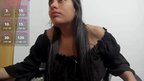 Snapshot of violet_sg chatting on 12.19.24 violet online show from 12.19.24