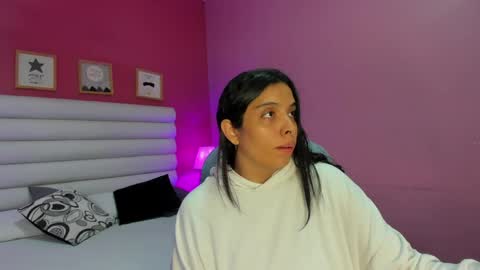 violet_sinclair online show from 04.20.26