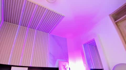 Violeta online show from 02.20.25