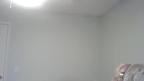 violet_winter97 online show from 01.06.25