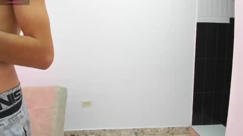 Snapshot of violeta_18_horrny chatting on 02.06.25 violeta online show from 02.06.25