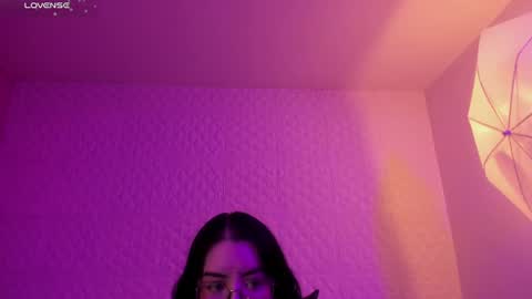 Snapshot of violeta_diazz chatting on 06.10.26 online show from 06.10.26