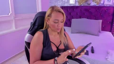 violeta_medina online show from 03.11.25