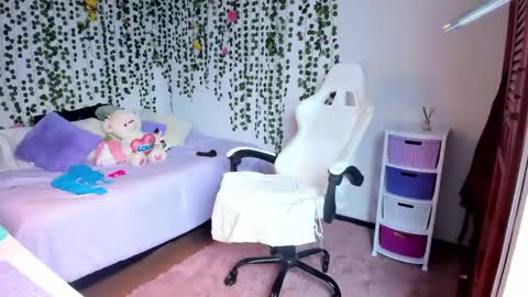 Violeta online show from 12.02.24