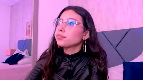 Snapshot of violeta_muns chatting on 06.29.26 Violeta online show from 06.29.26