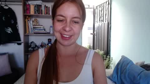 Snapshot of violeta_peter69 chatting on 07.28.26 Violeta Peter online show from 07.28.26
