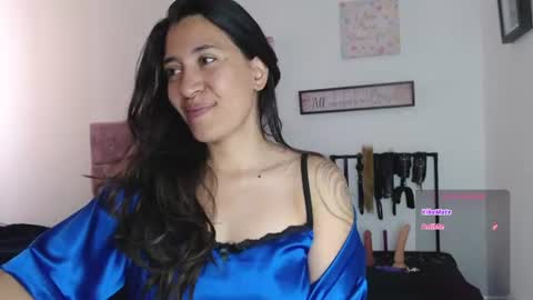 Snapshot of violeta_scott_ chatting on 07.31.26 violeta_scott_ online show from 07.31.26