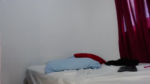 VIOLETA SORACHI  online show from 03.10.25